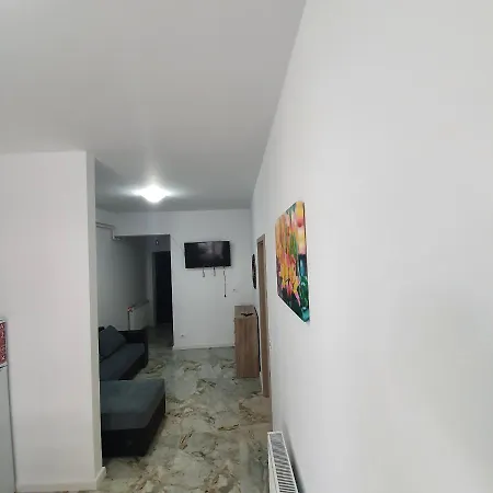 Apartament Delia 2 *